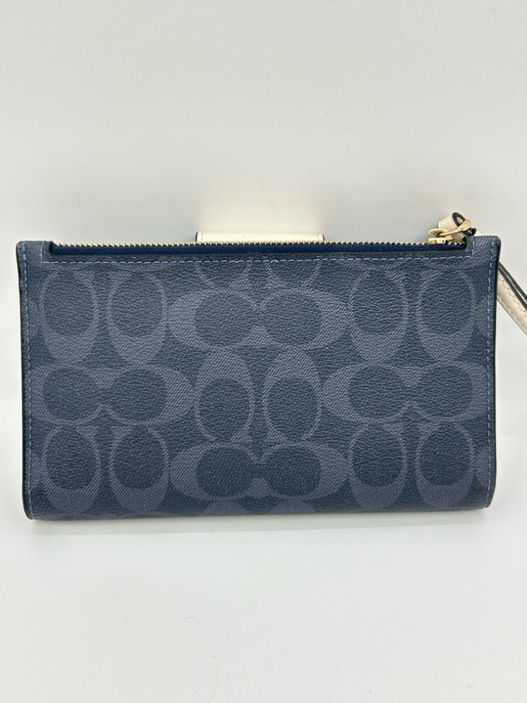 Coach Wallet Wristlet Blue