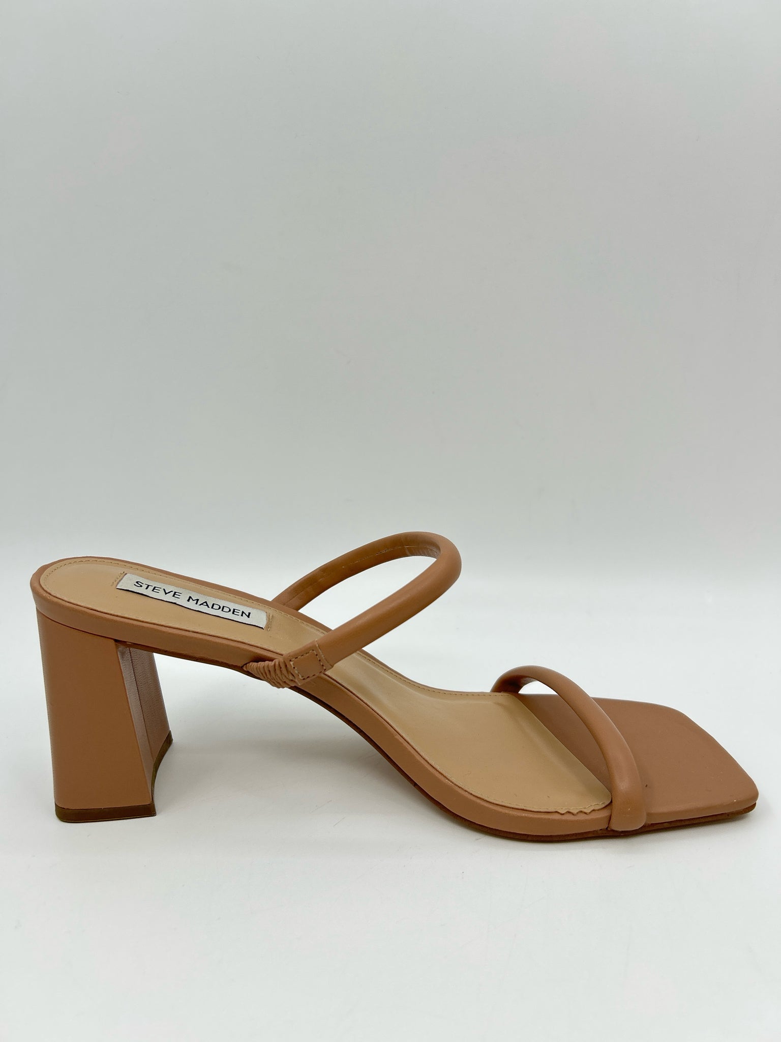 STEVE MADDEN Size 9 Beige Women Pumps