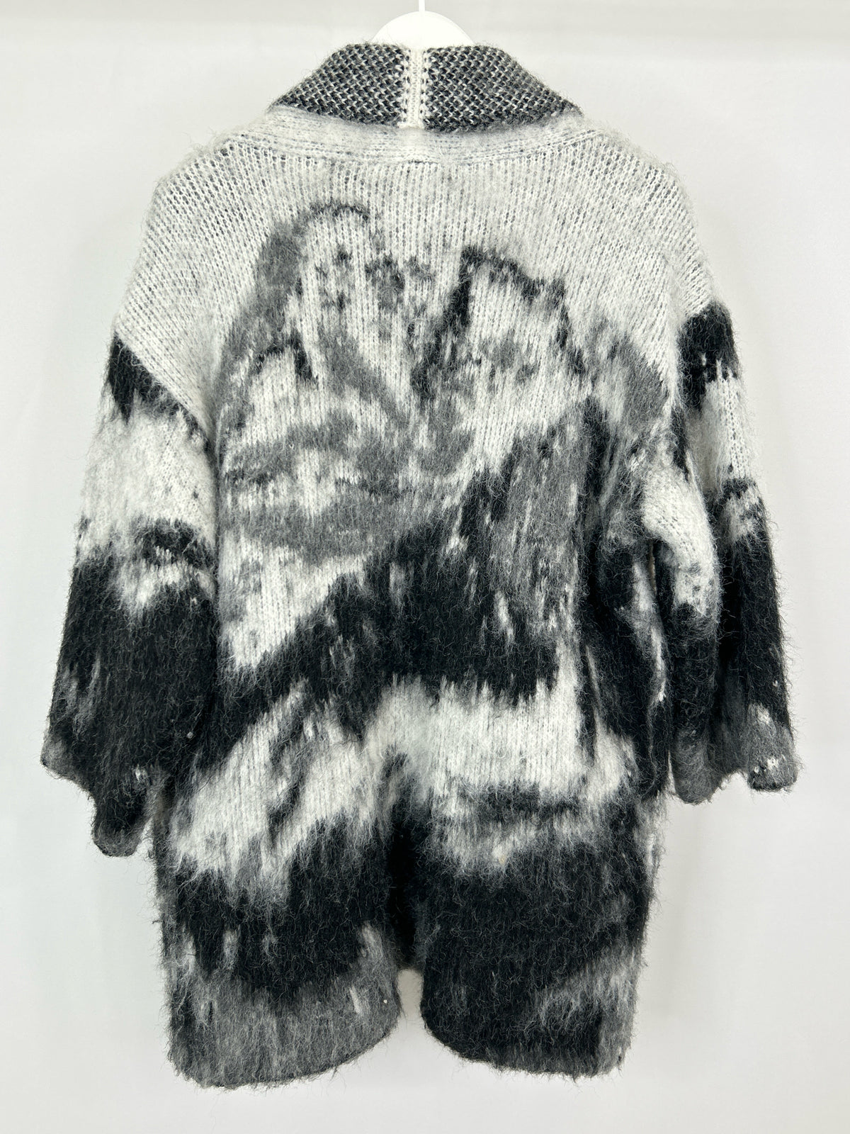 ZARA Size M/L White and black Women Coat