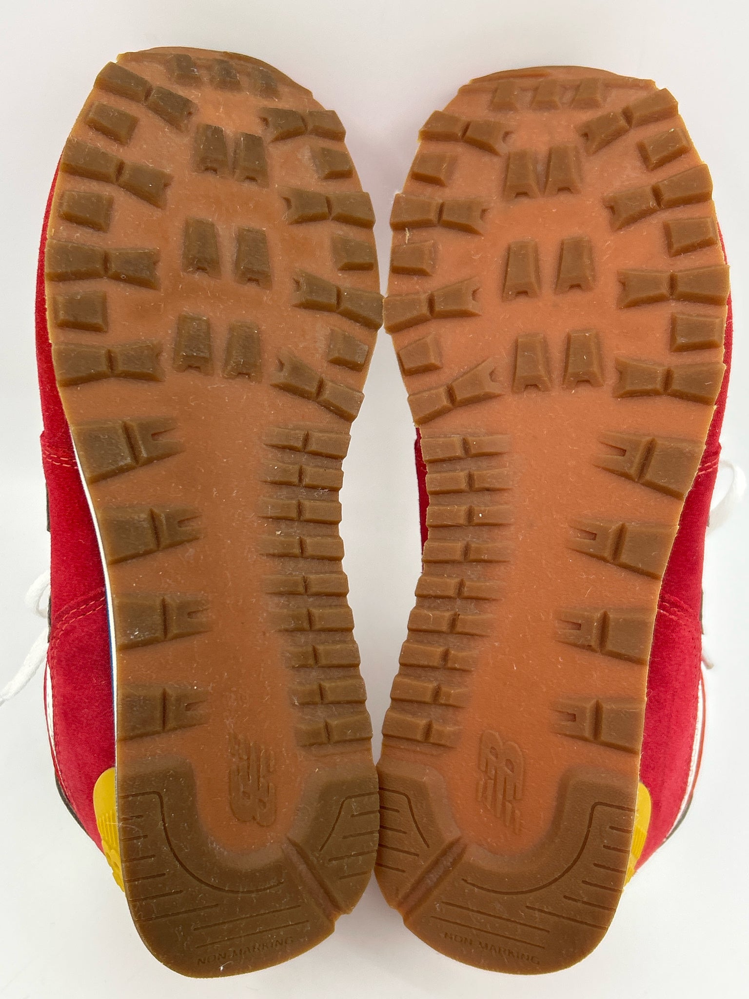 NEW BALANCE Size 6 Red Women Sneakers