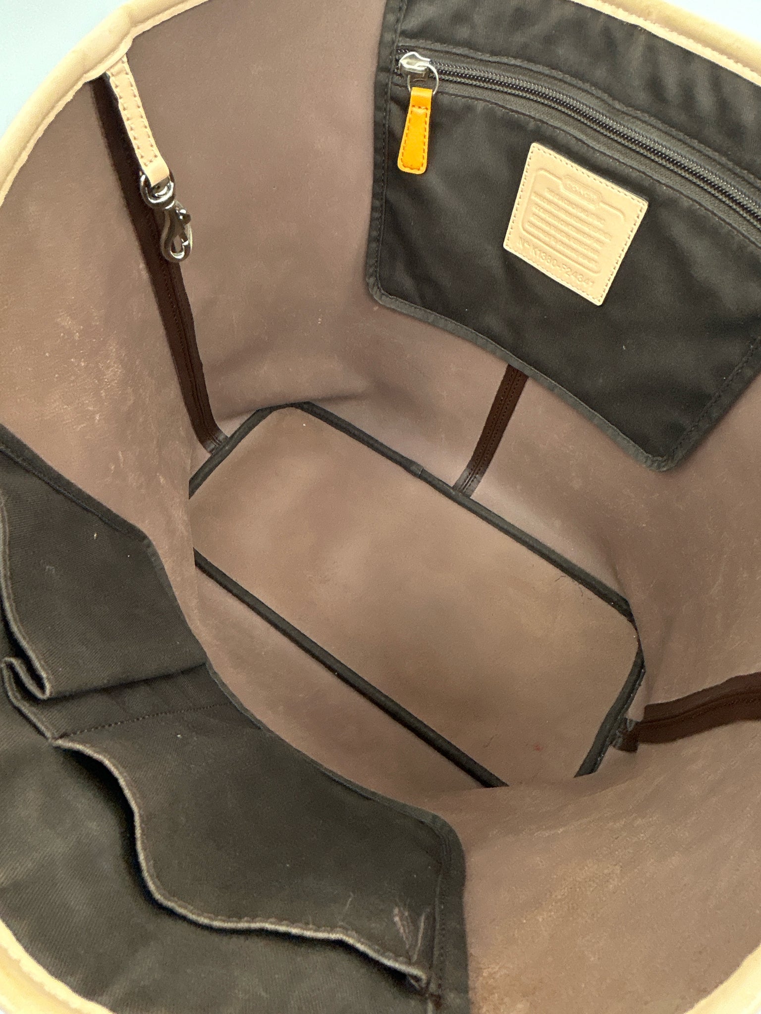 COACH DARK BROWN Women Tote