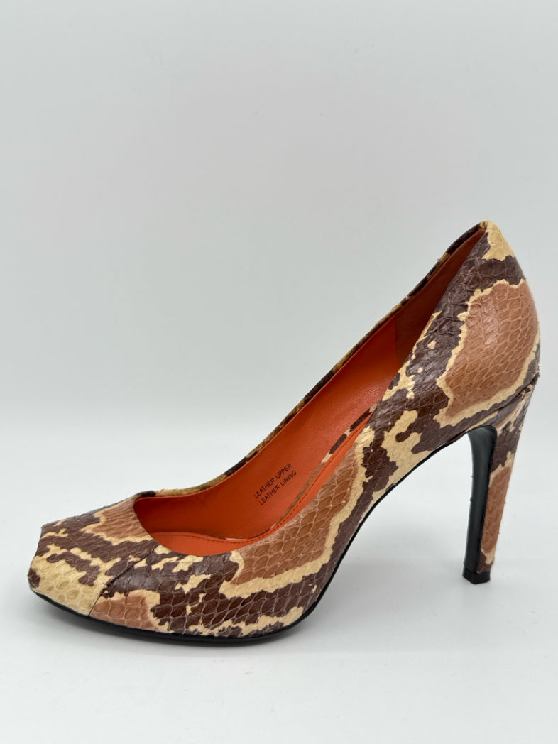 VIA SPIGA Size 6.5 Brown Print Pumps