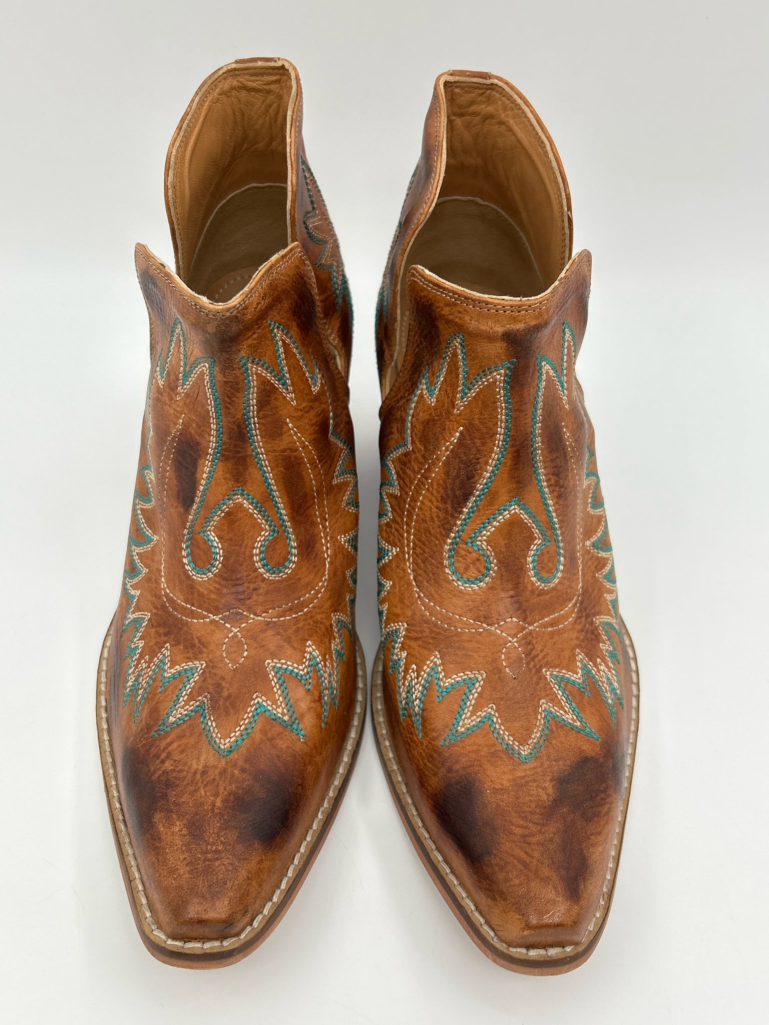 American Darling Size 9 Tan Women Booties NWOB