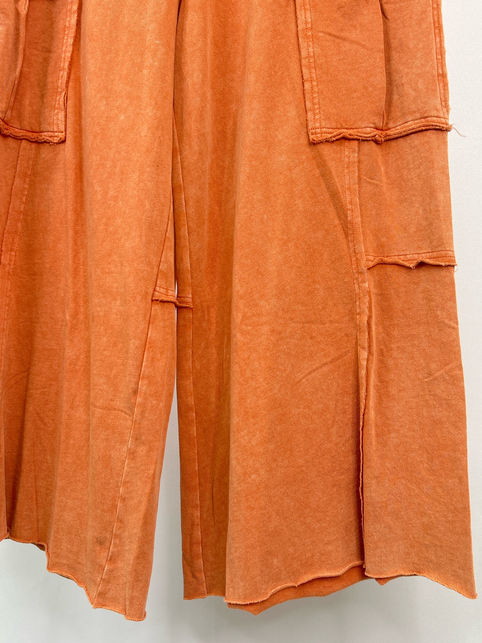 EASEL Size S Orange Women Pants