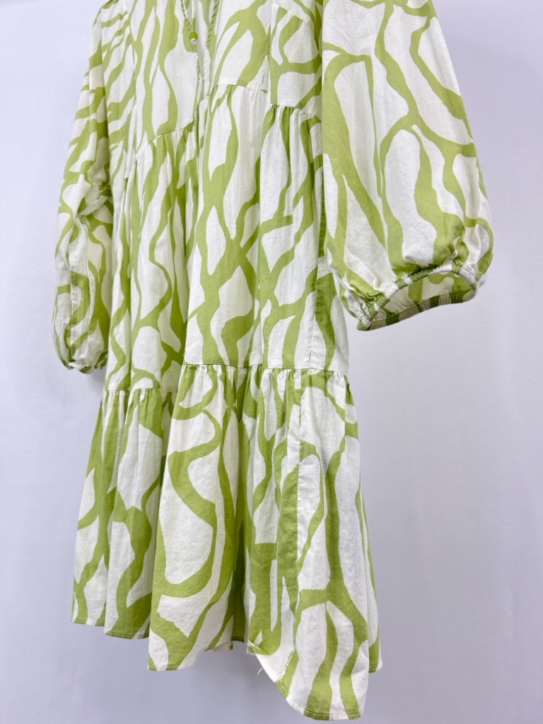 ZARA Size M Green Print Dress