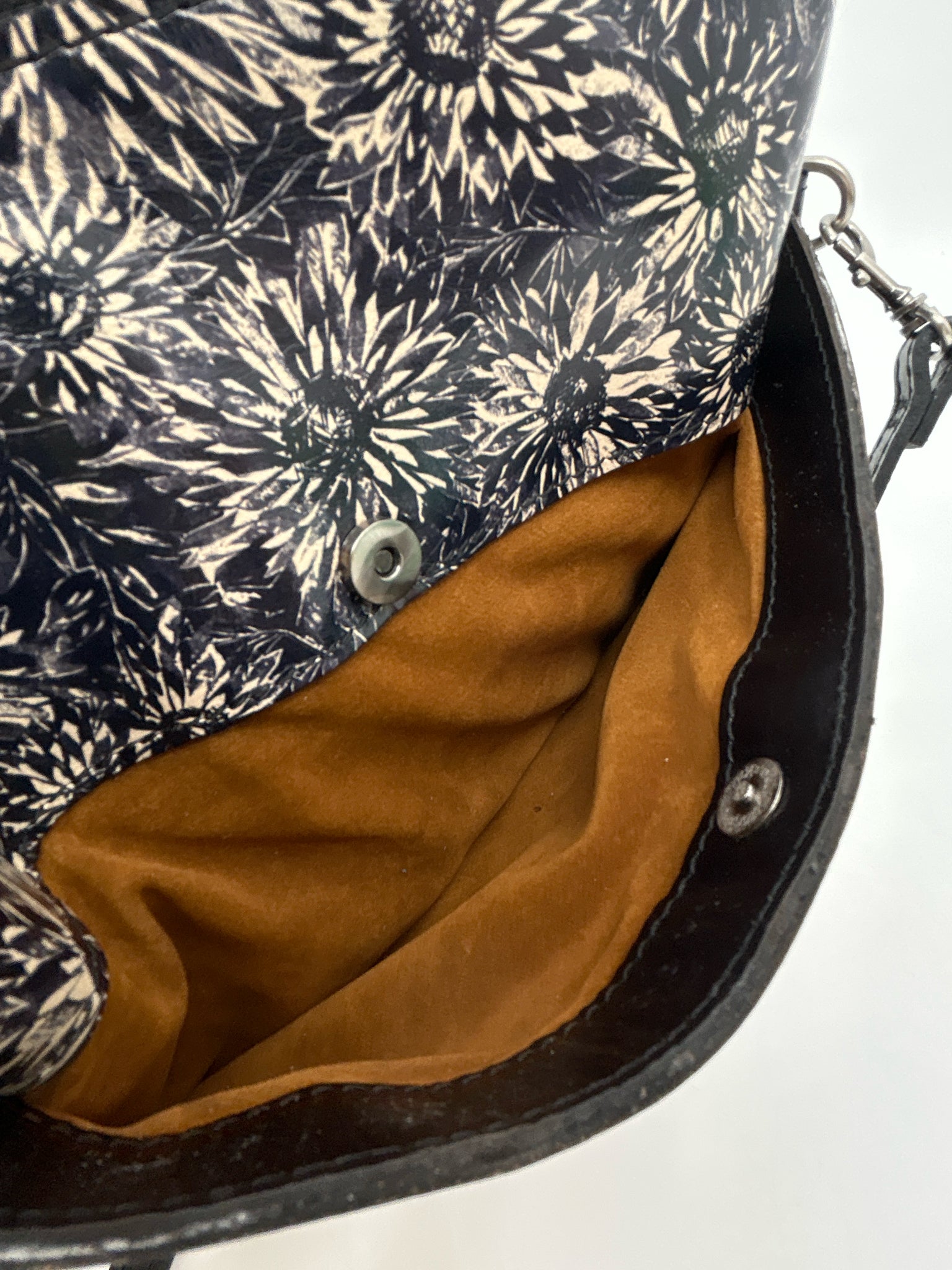 PATRICIA NASH NWT Black Floral Women Purse