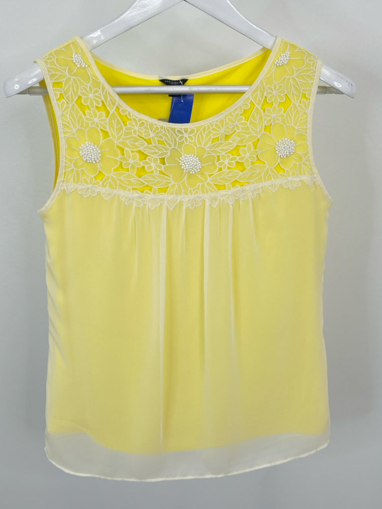 ANN TAYLOR NWT Size XS Yellow and White Women's Top