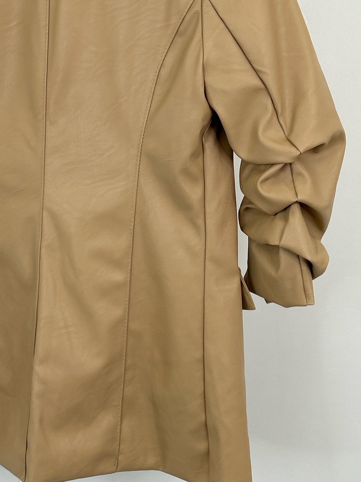 VENTI6 Size M Beige Women  NWT