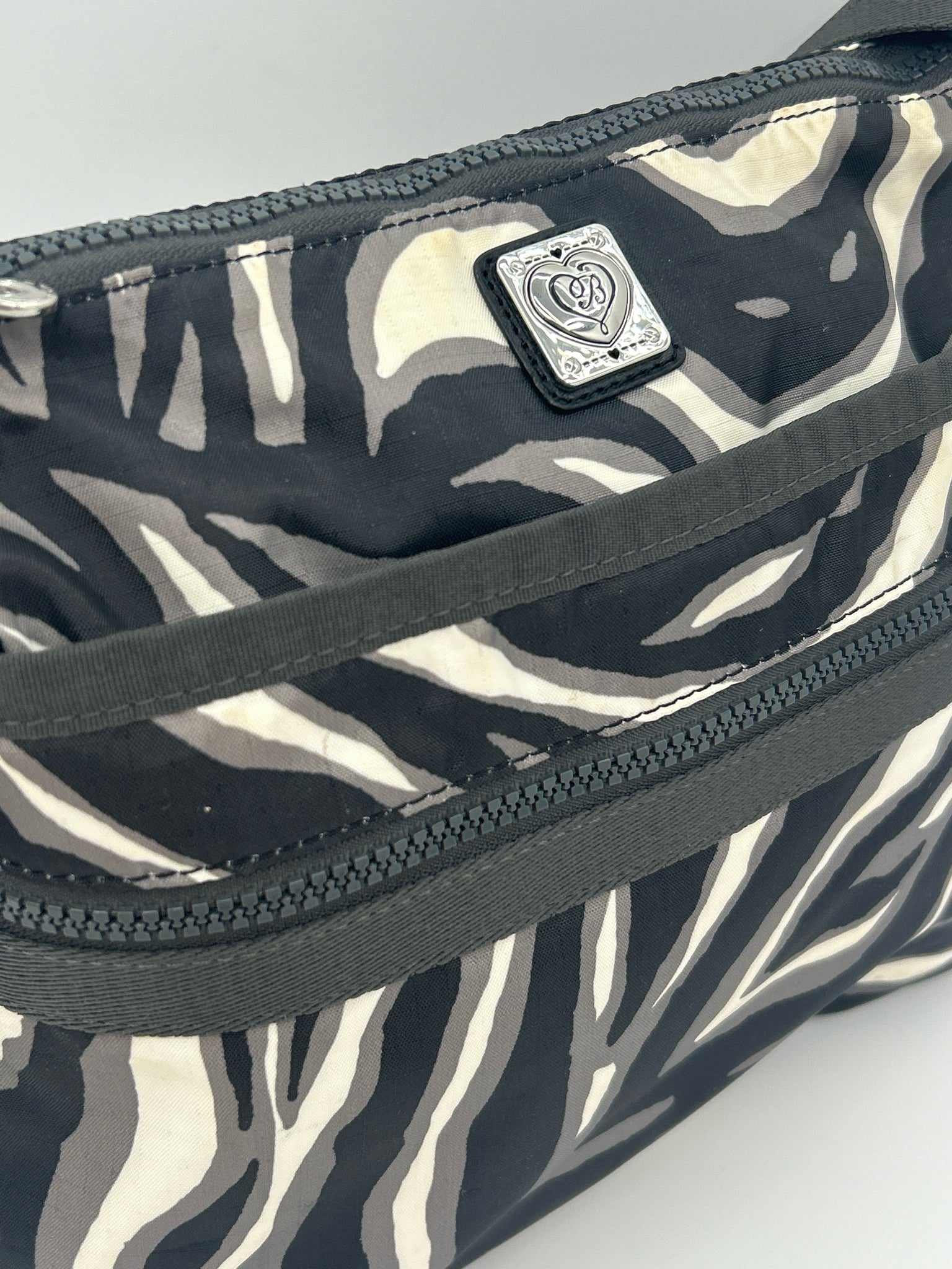 BRIGHTON Black and White Women Purse