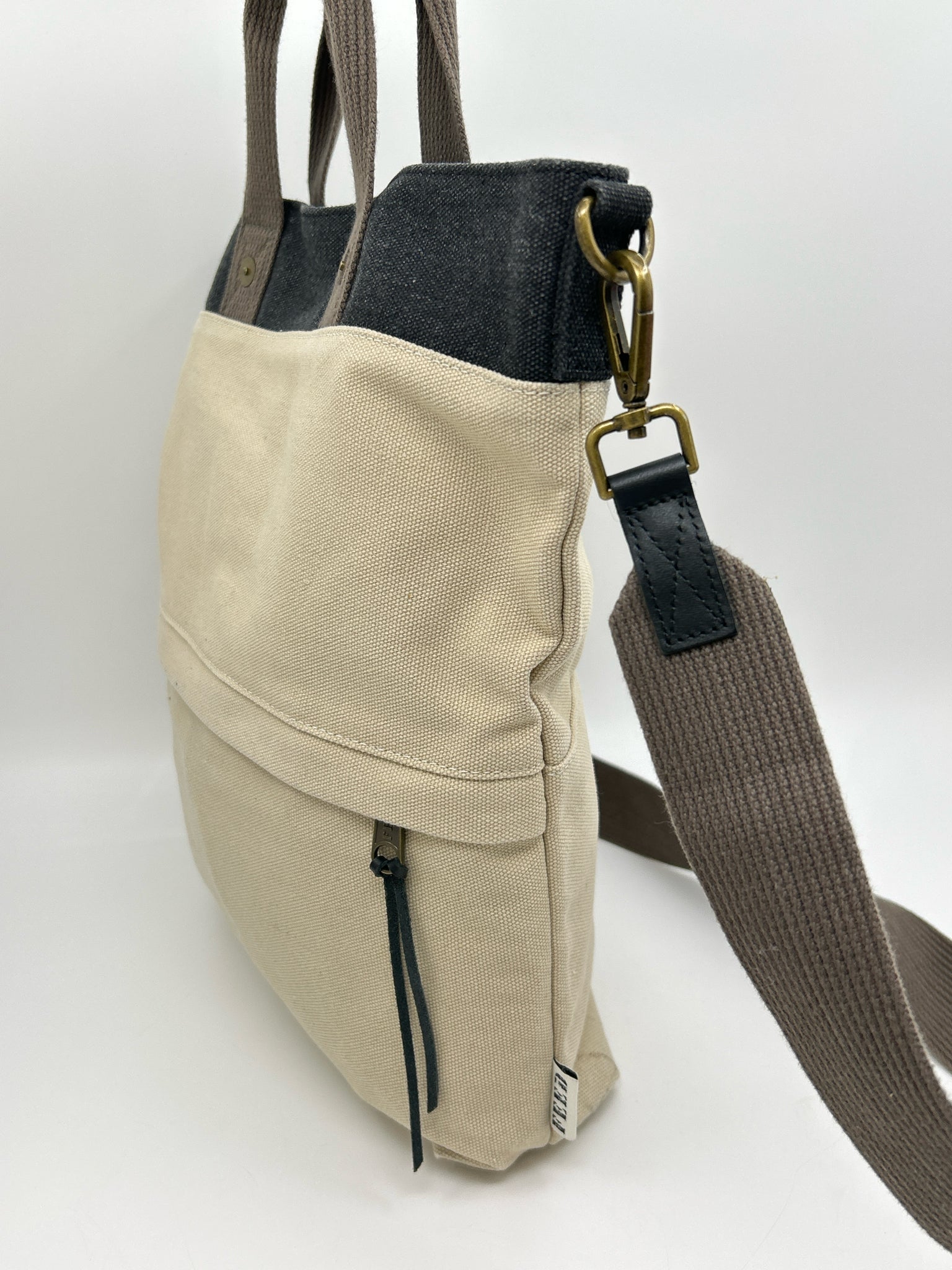 FEED Cream Women Tote