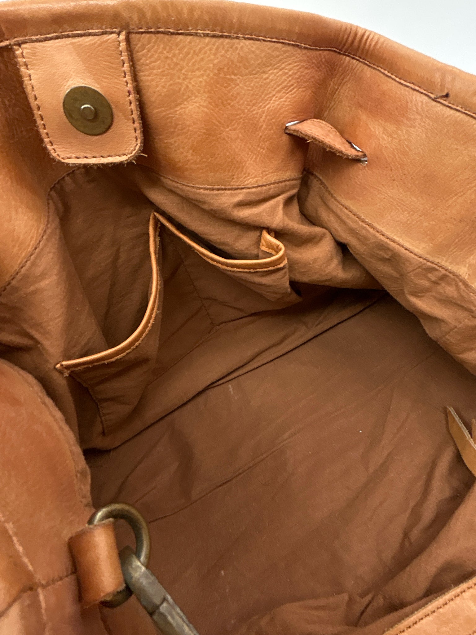 PLATANIA Brown Women Purse