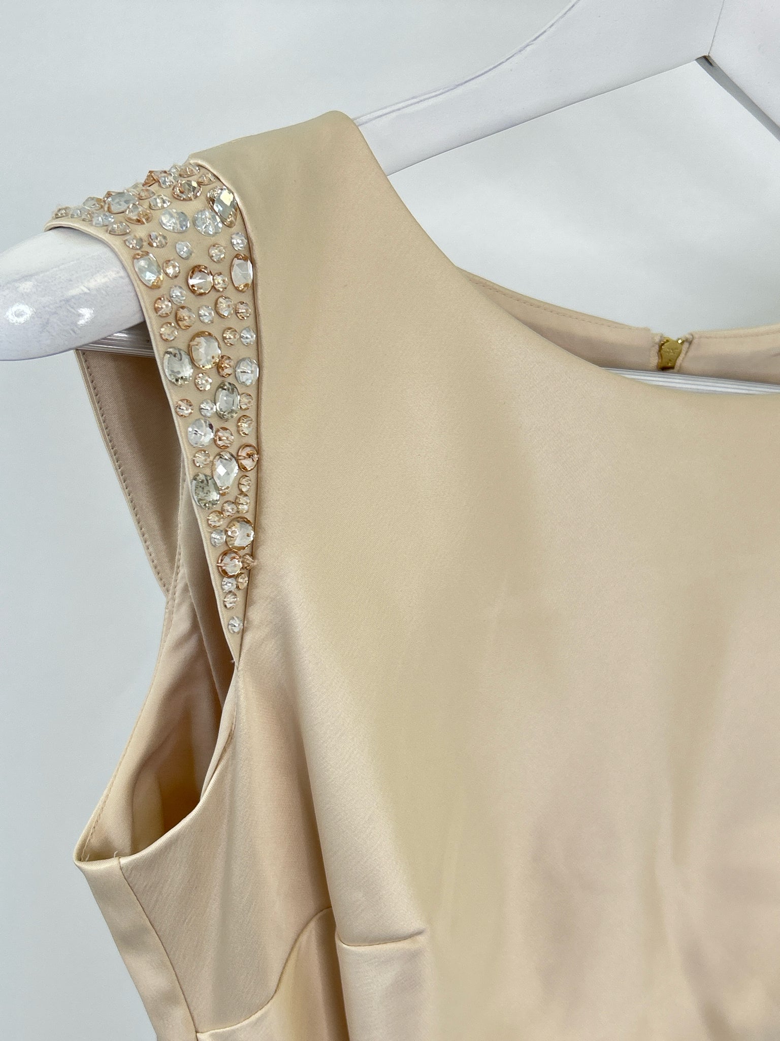 VINCE CAMUTO Size 6 Champagne Women Dress