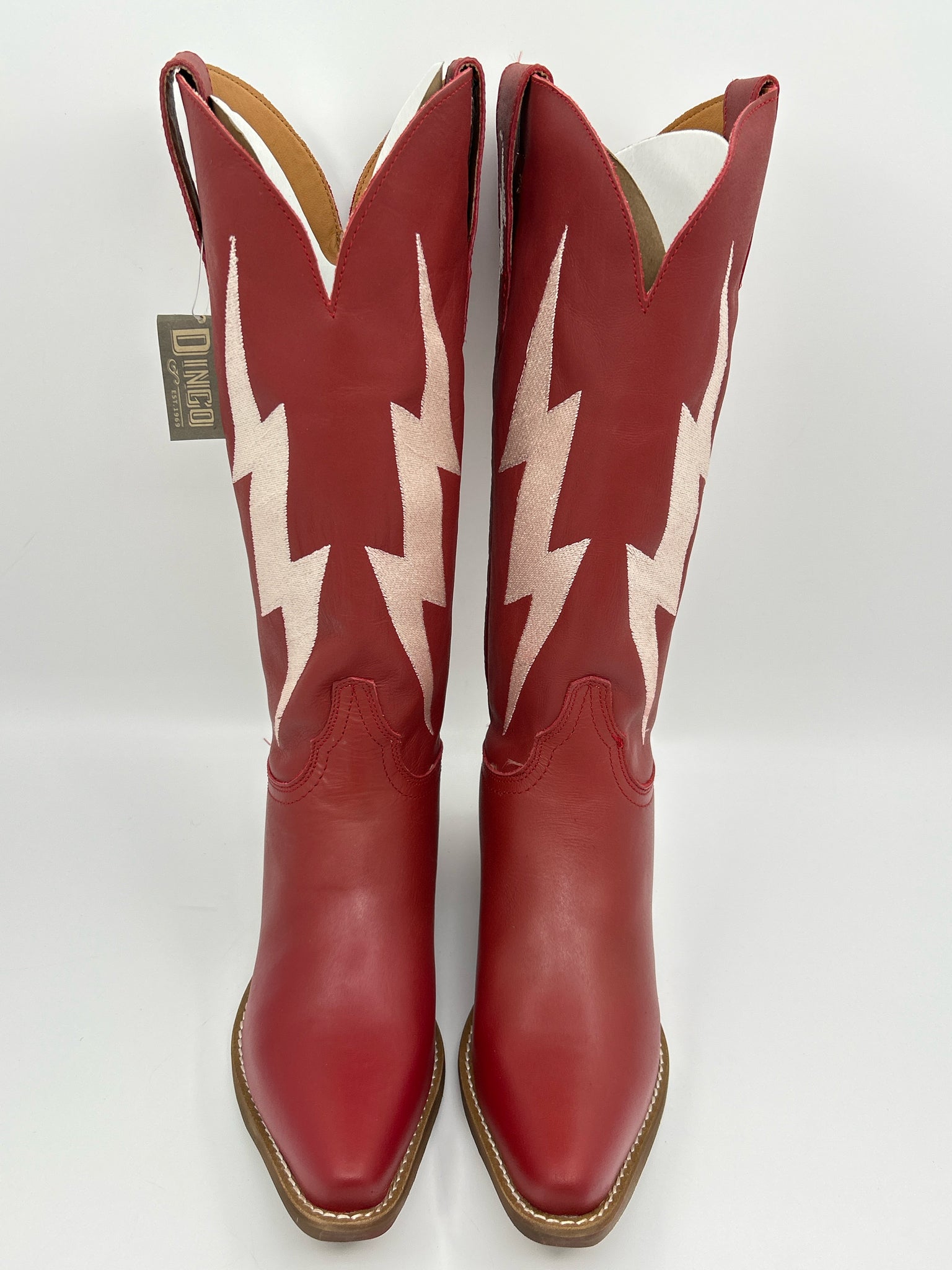 DINGO Size 7.5M red and white Women Boots