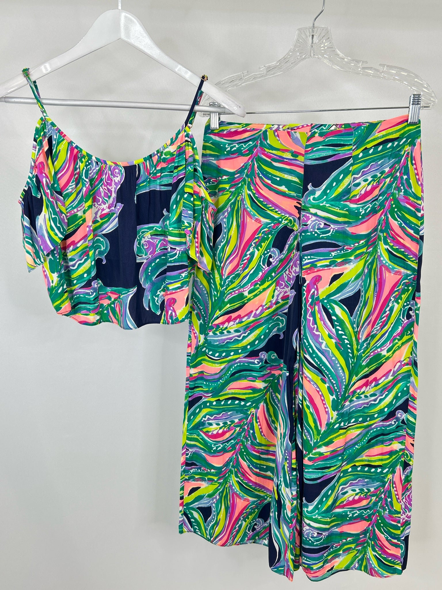 LILLY PULITZER Size 6 Multi-Color Women 2-Piece w/pants