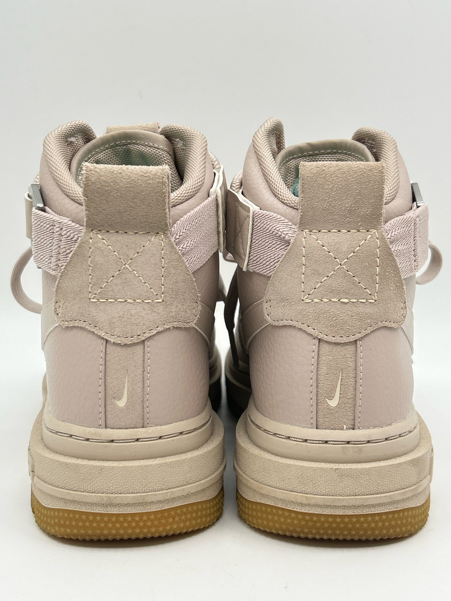 NIKE Size 7.5 light pink Women Sneakers