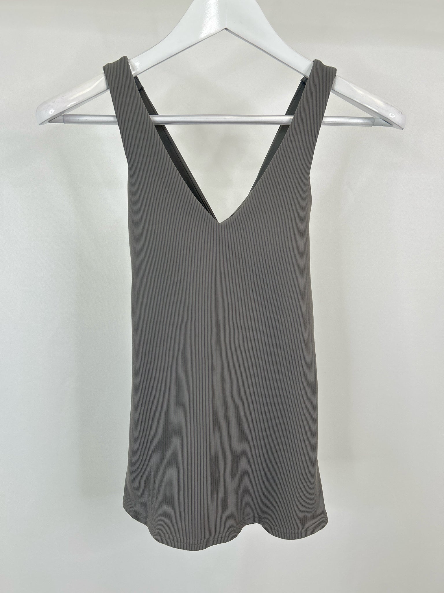 Alo Yoga Size M Grey Women Workout Top