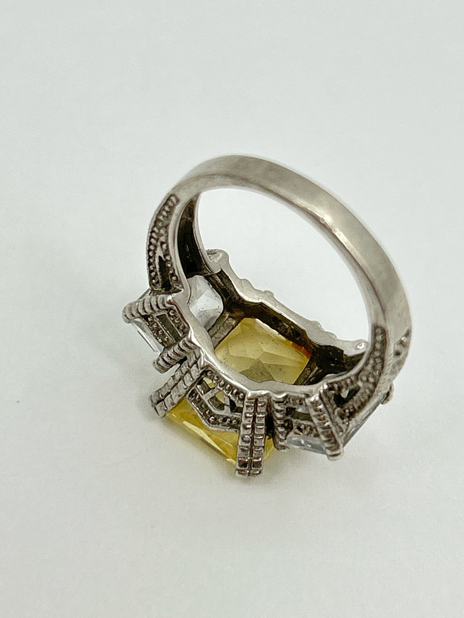 Sterling Silver and Yellow Size 6 Ring