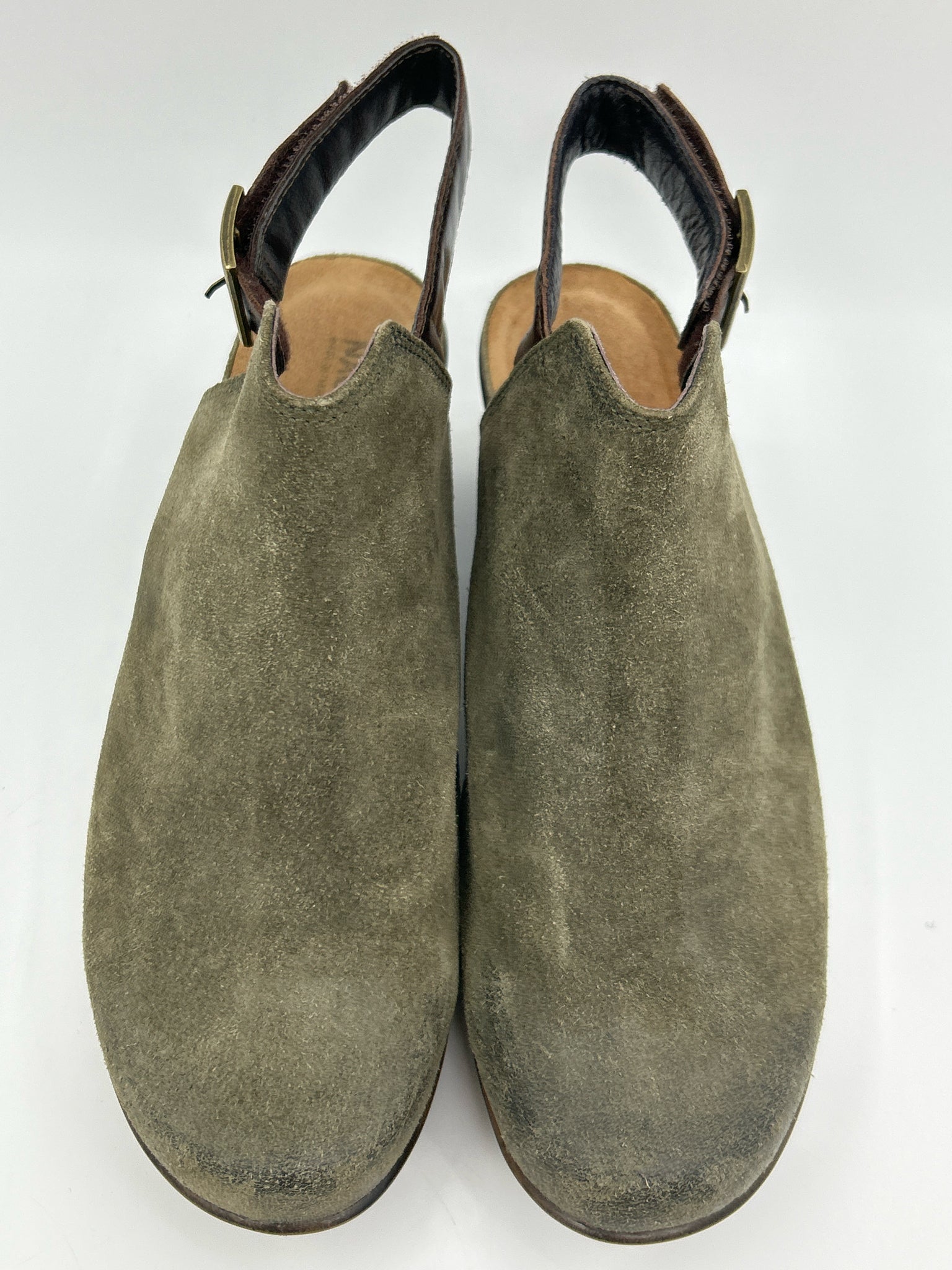 NAOT Size 10 OLIVE Women Clogs