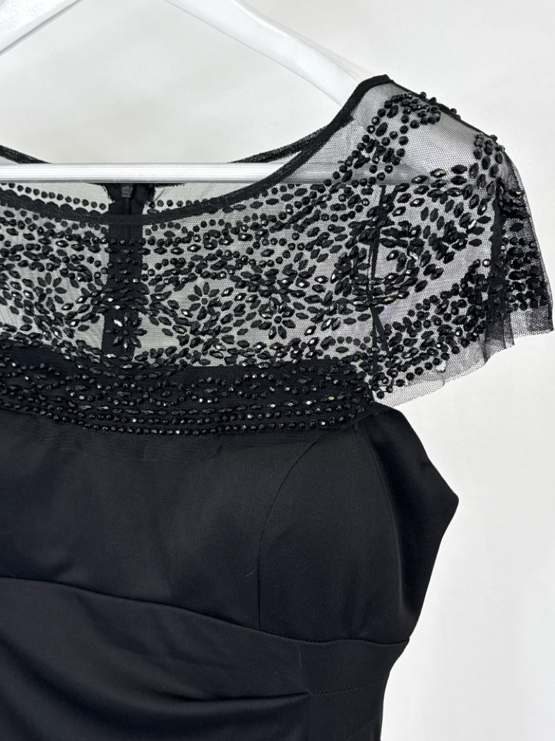 R&M RICHARDS NWT Size 8P Black Women Dress