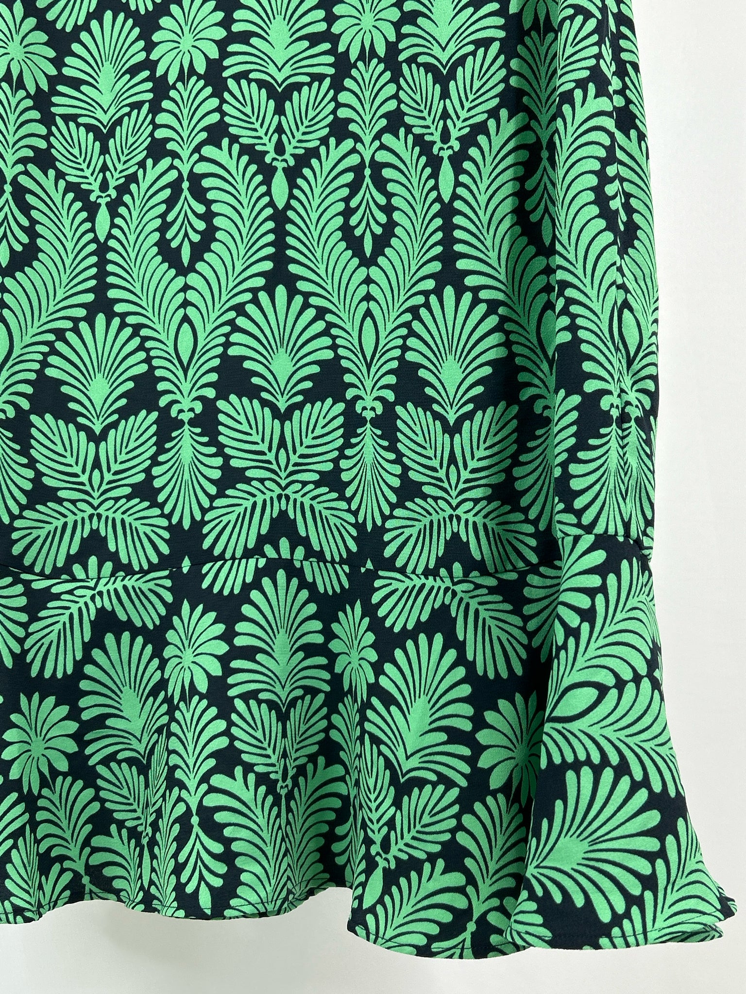 CABI Size S Green Print Women Dress
