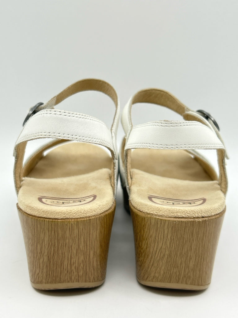 DANSKO Size 40 White Women's Sandal