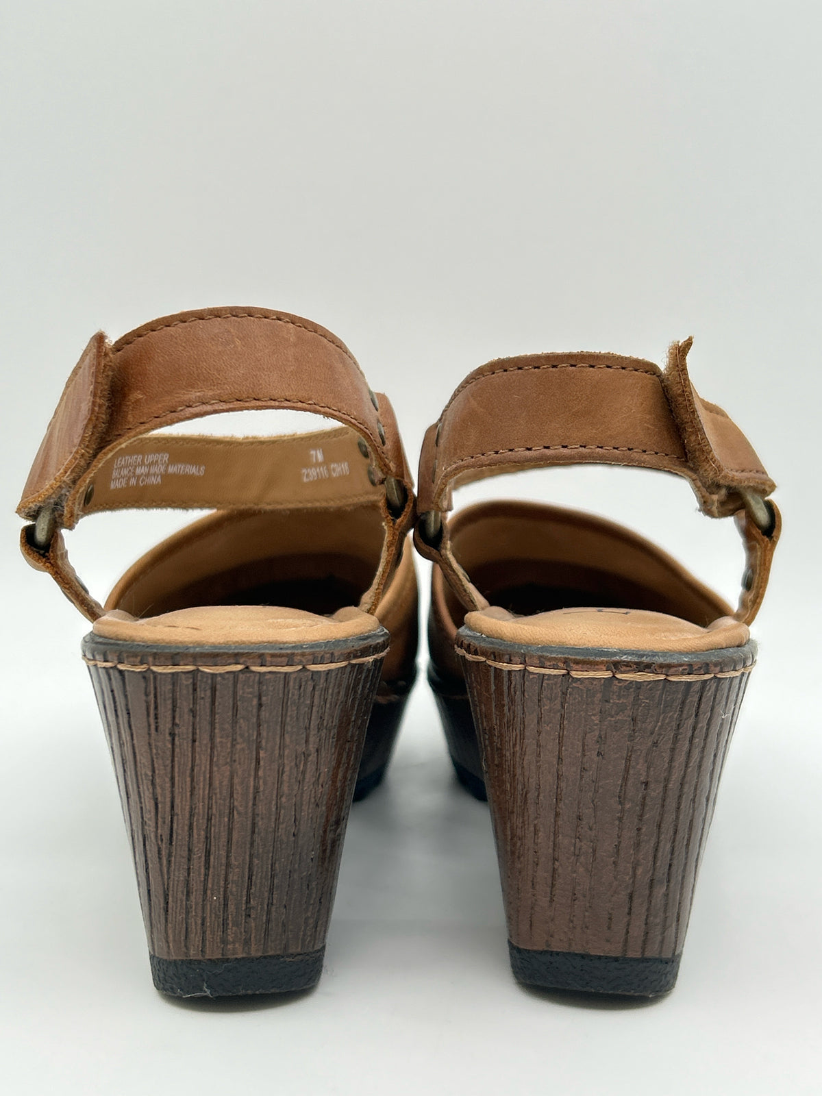 BOCS Size 7M Brown Women Shoes
