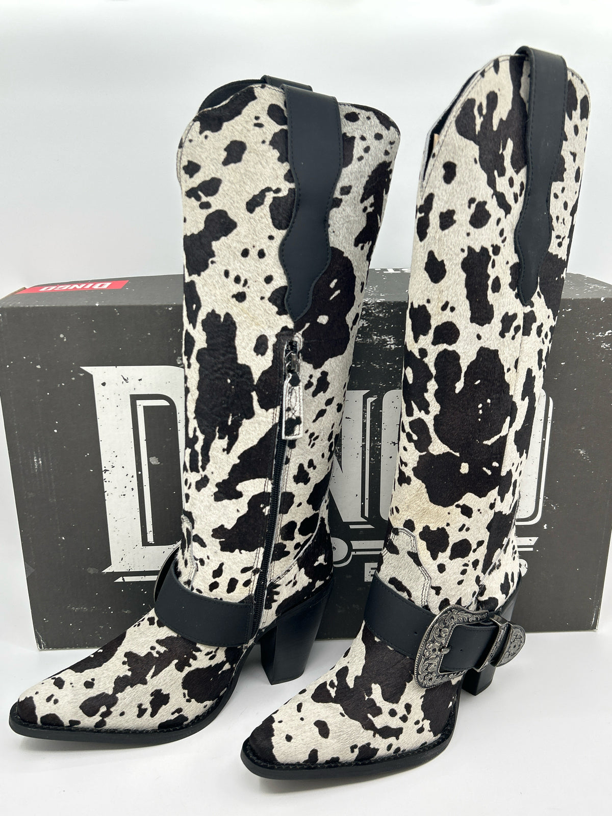 DINGO Size 8.5M Black & White Women Boots