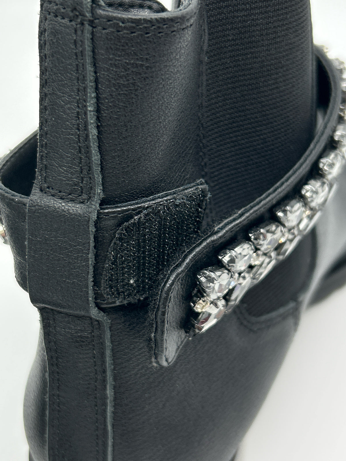 White House Black Market Size 8.5M Black Women Booties