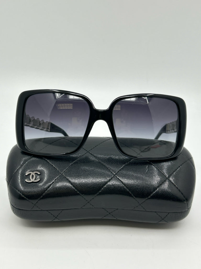 CHANEL Black Women's Sunglasses
