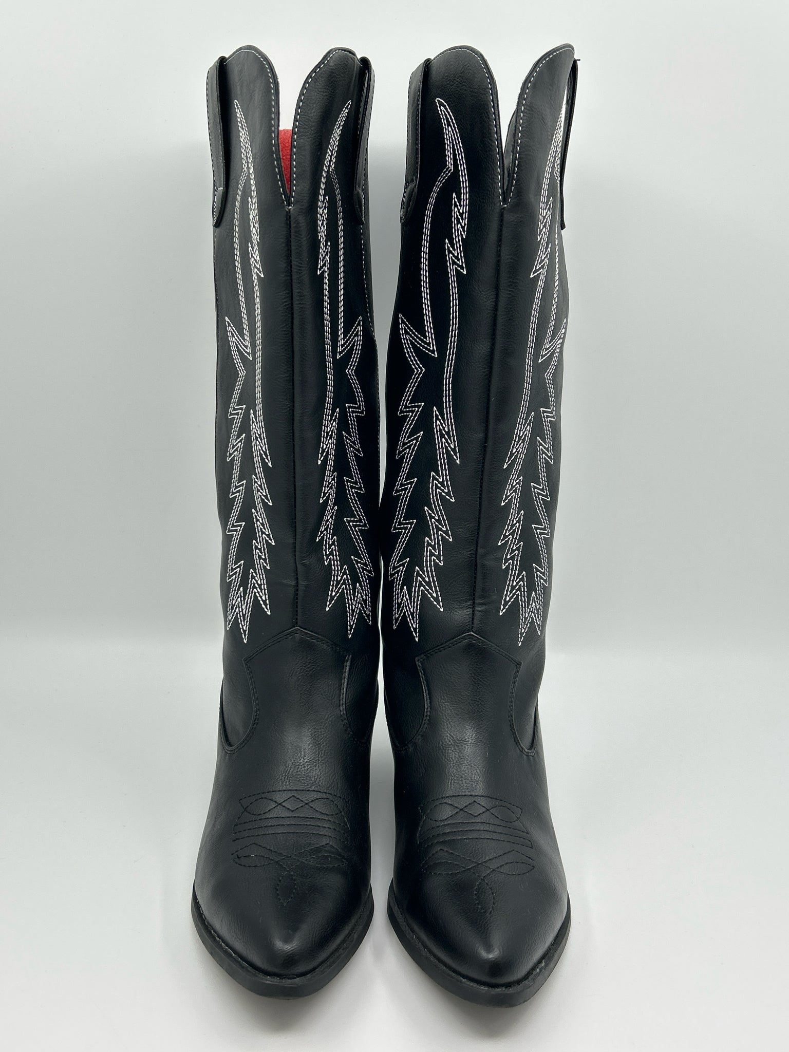 SODA Size 8 Black Women Boots