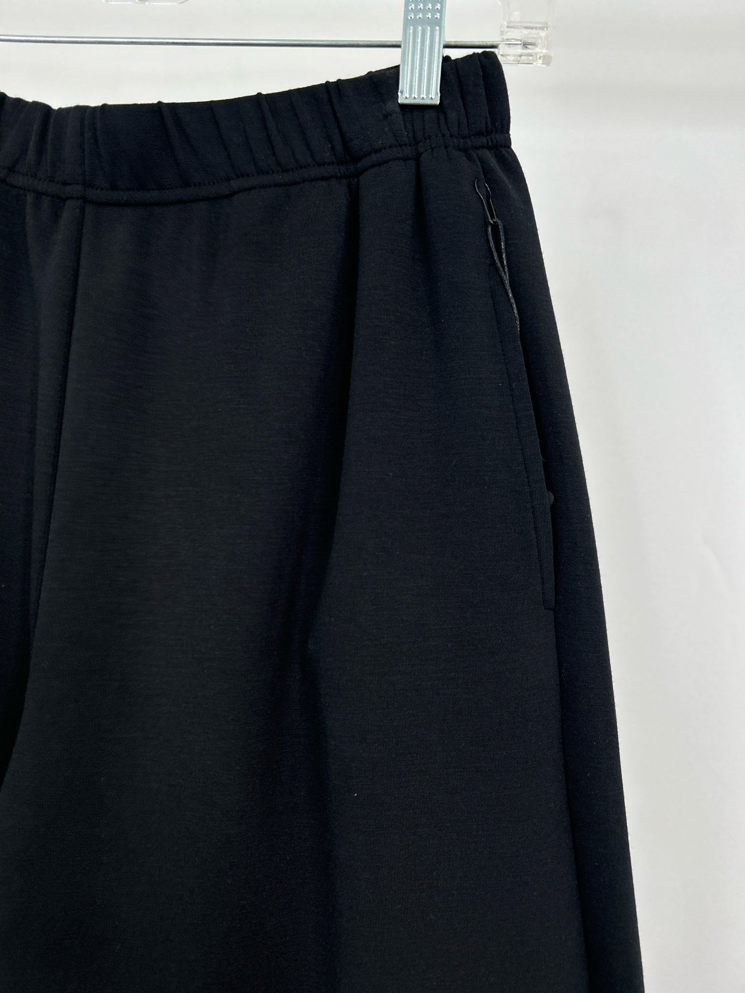 OLIVIA BY HABITAT CLOTHES Size S Black Women Pants