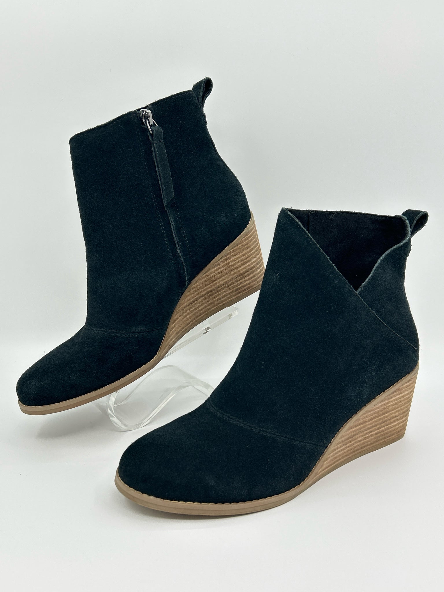 TOMS Size 10 Black Women Booties