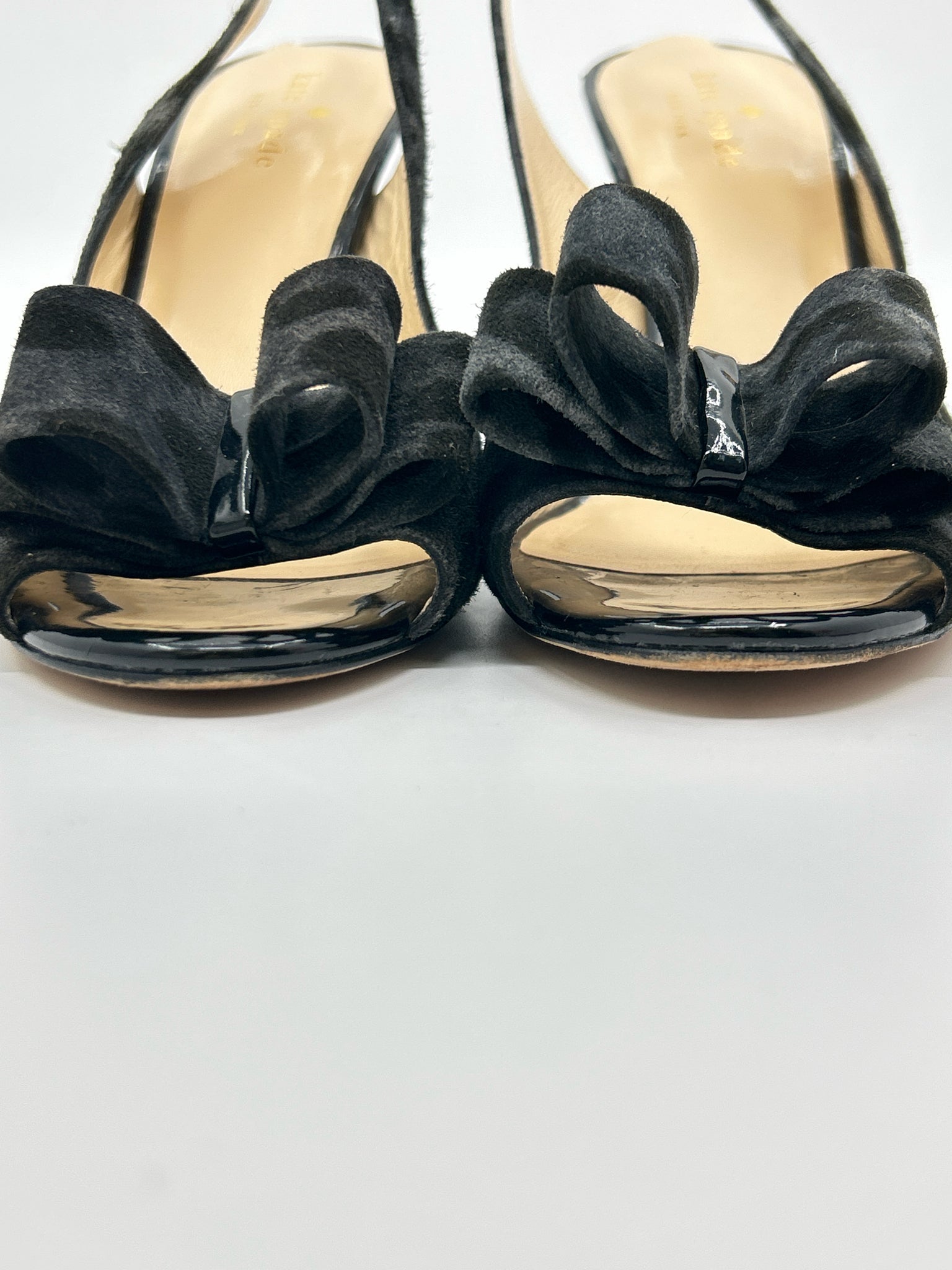KATE SPADE Size 8.5B Grey & Black Women Sandal