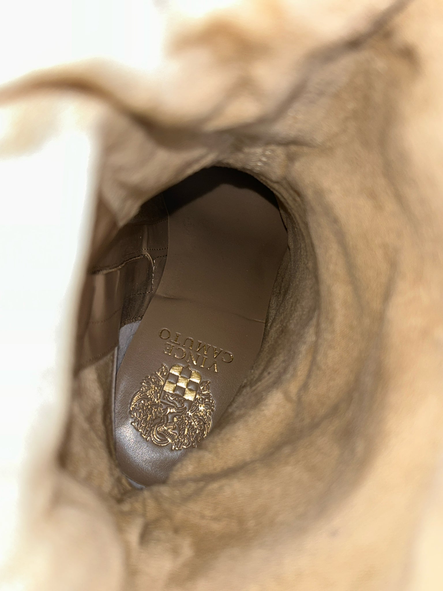 VINCE CAMUTO Size 7.5M Beige Women Booties