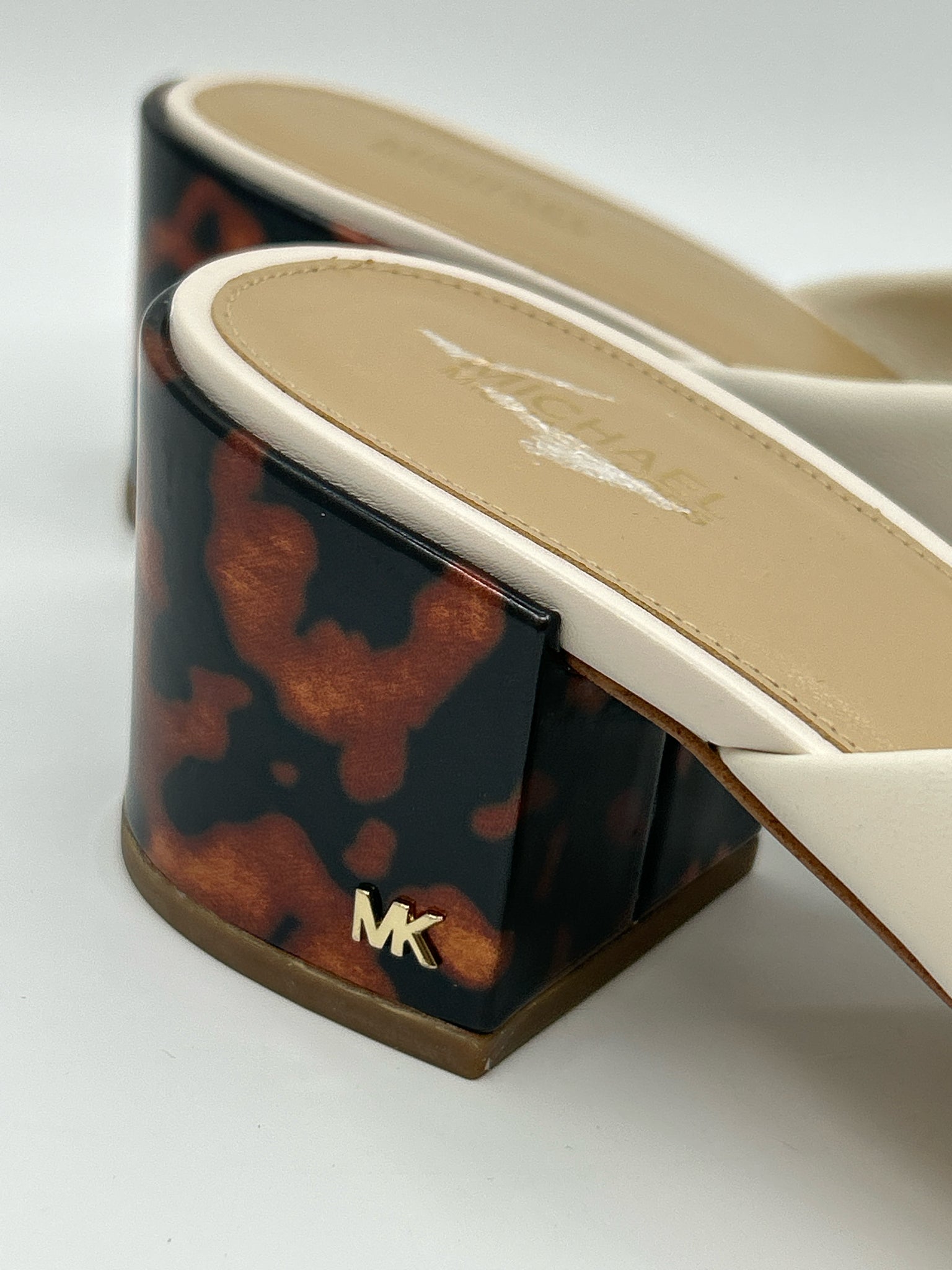 MICHAEL MICHAEL KORS Size 9 Cream Women Sandal