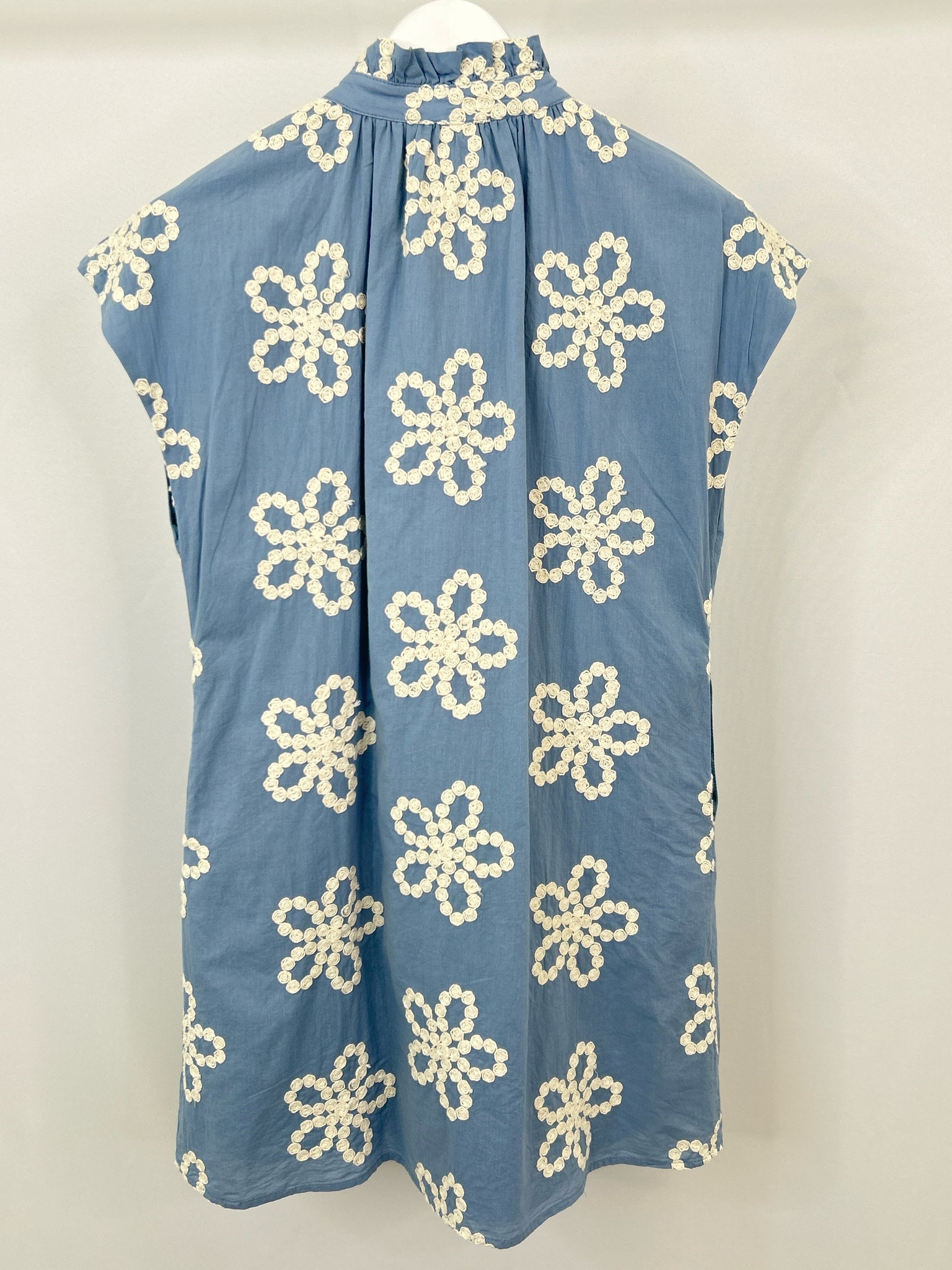 THML Size S BLUE & WHITE Women Dress
