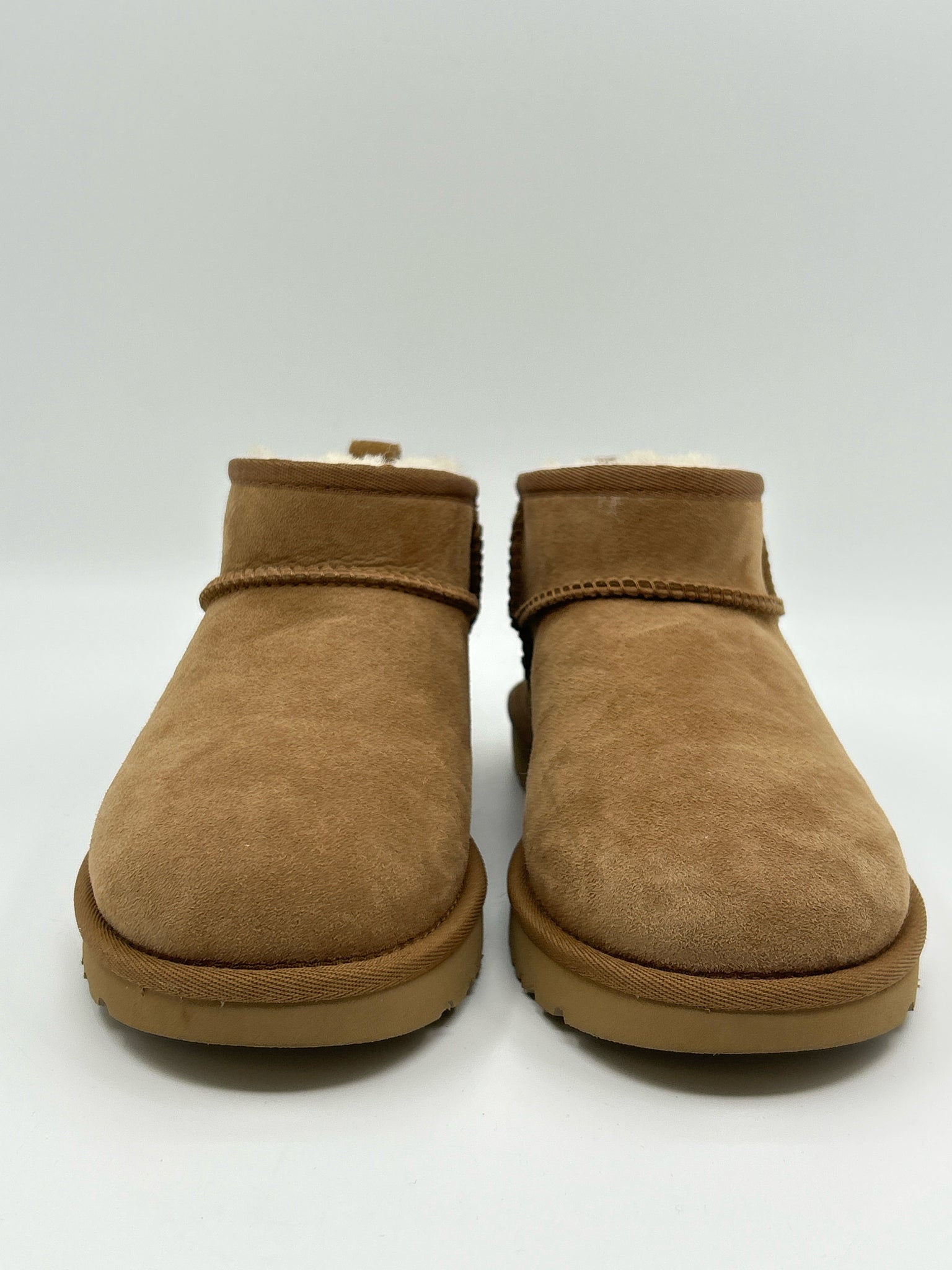 UGG Size 7 Brown Women Booties