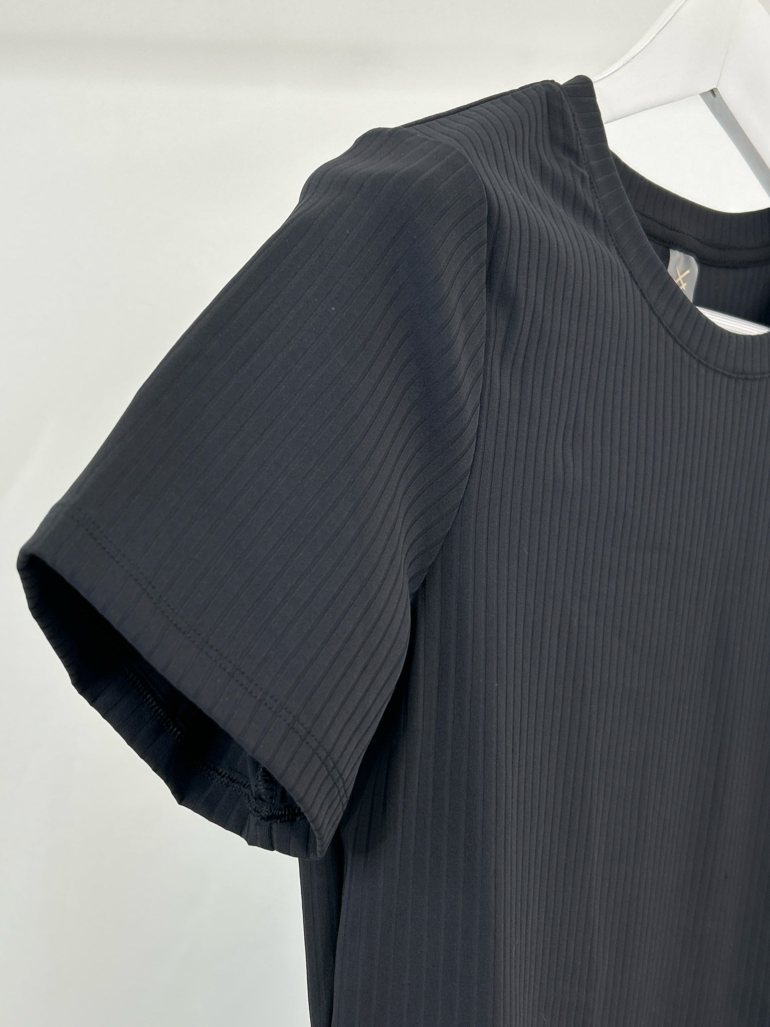RHONE Size XL Black Women T-shirt