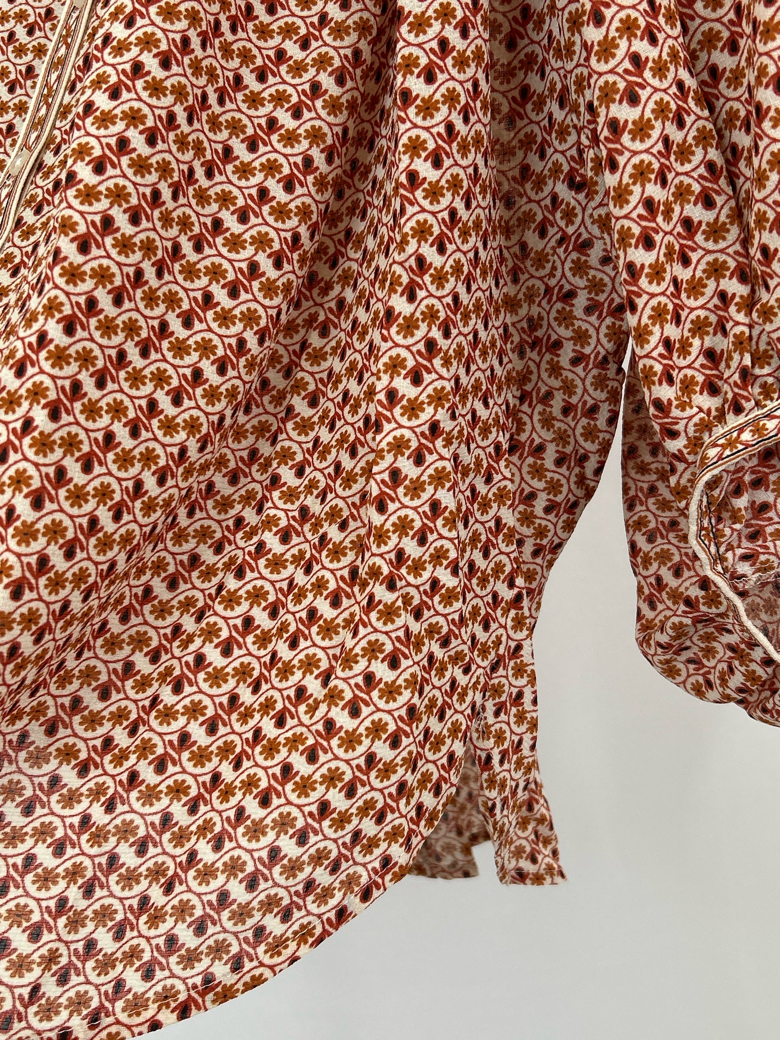 MAX STUDIO Blouse NWT SZ M ORANGE AND RED Women