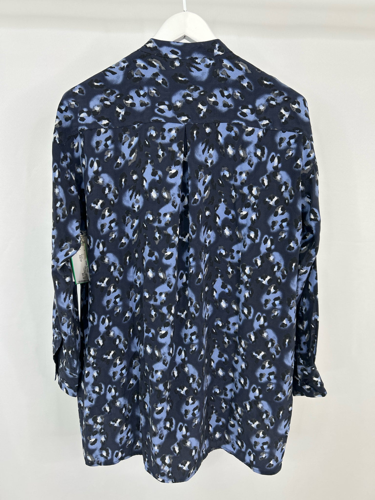EQUIPMENT Size XS/TP Navy Print Women Blouse