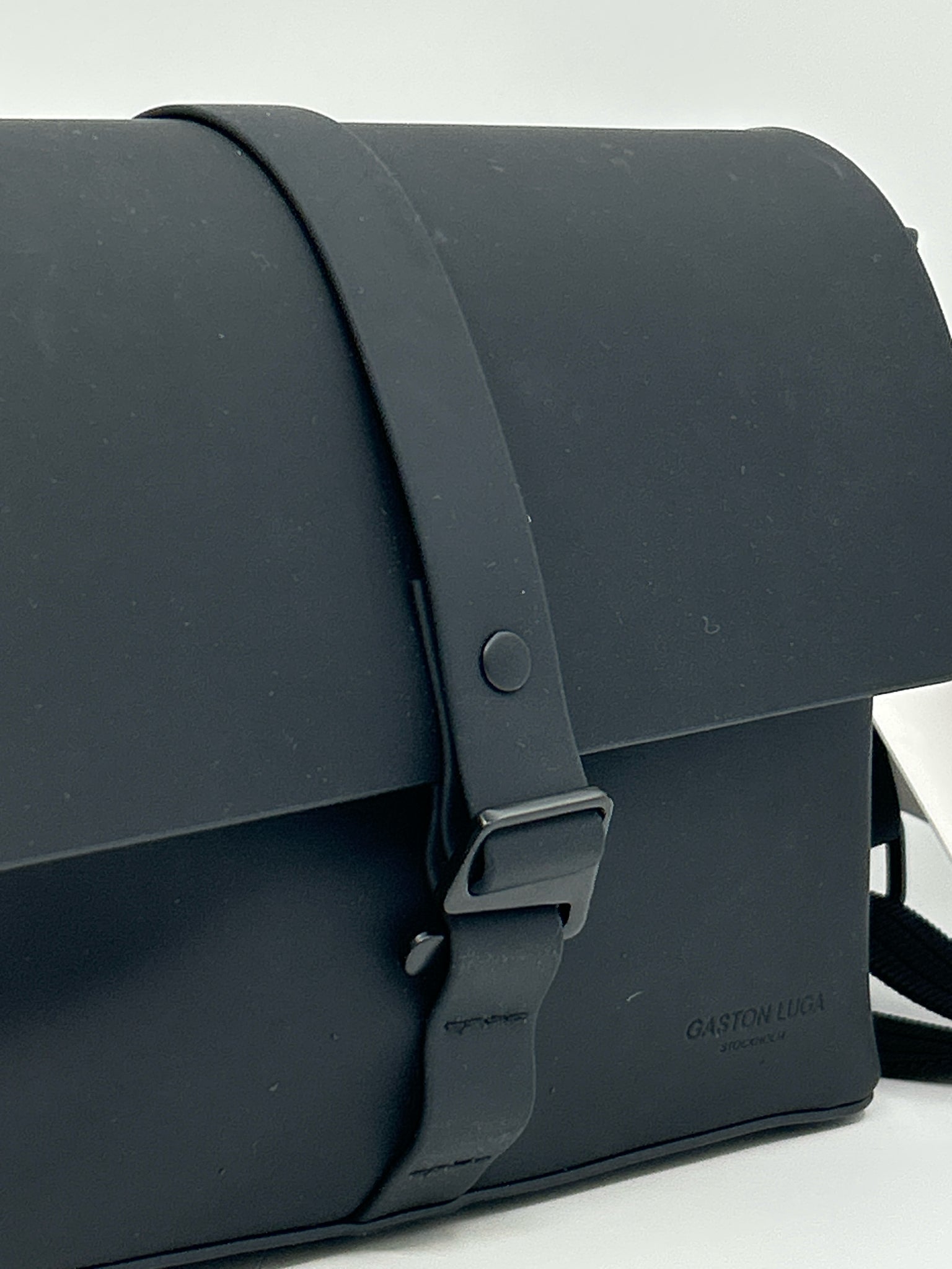 Gaston Luga Black Women Purse