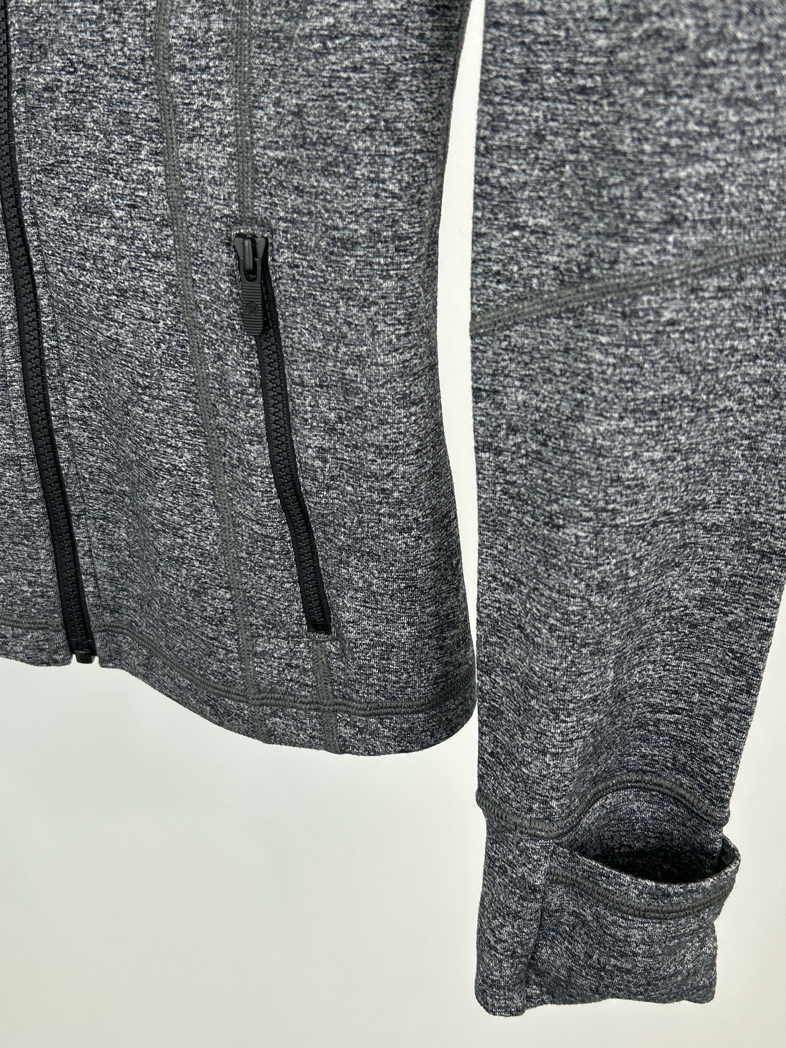 LULULEMON Size 6 black and grey Women Jacket