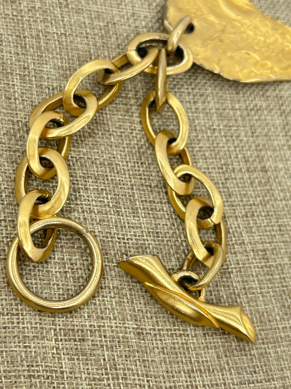 DONNA KARAN Gold Bracelet