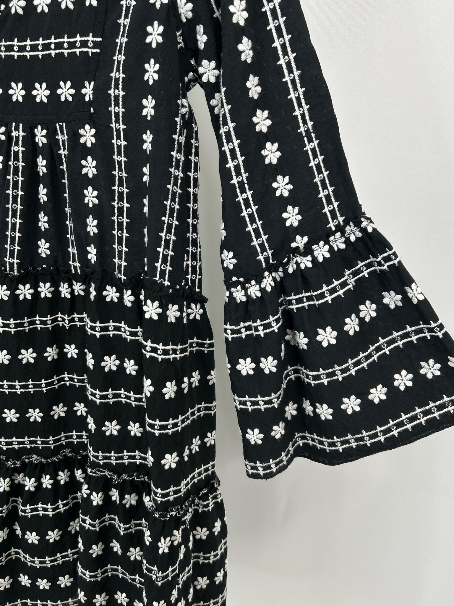 RESET BY JANE Size L Black and White Women Dress