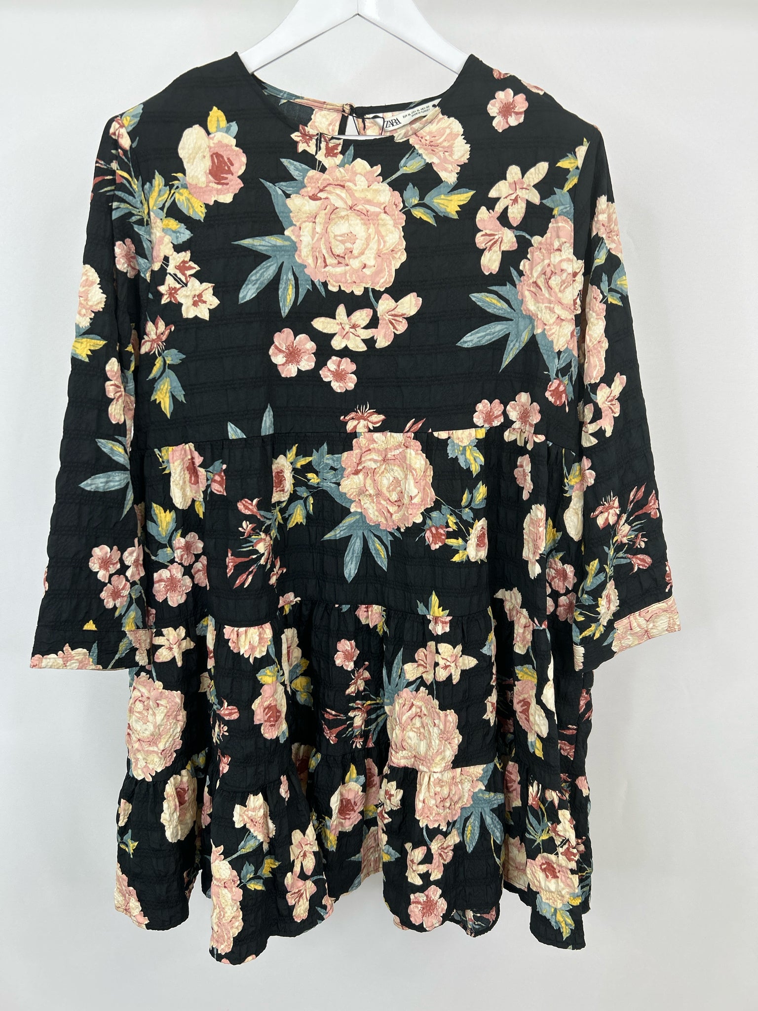 ZARA Size XL Black & Pink Women Dress NWT