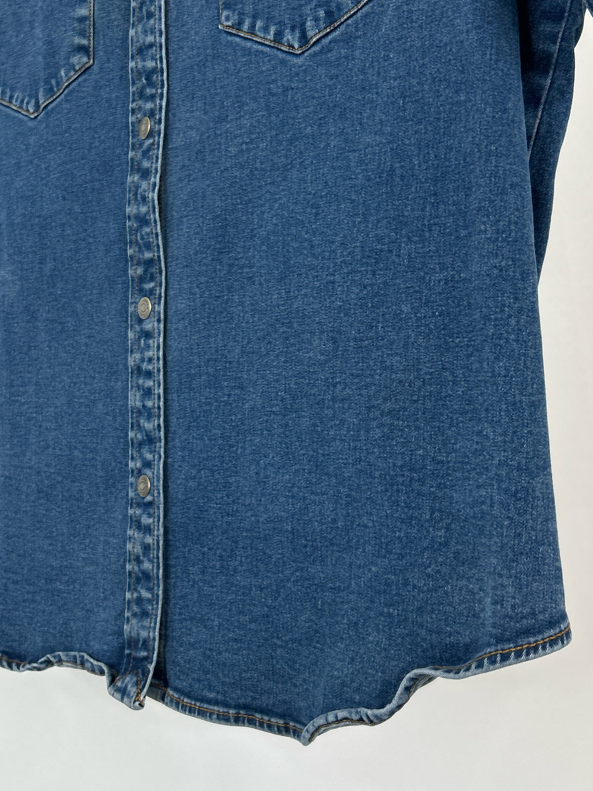 LAUREN JEANS CO Size 8 BLUE DENIM Women Shirt