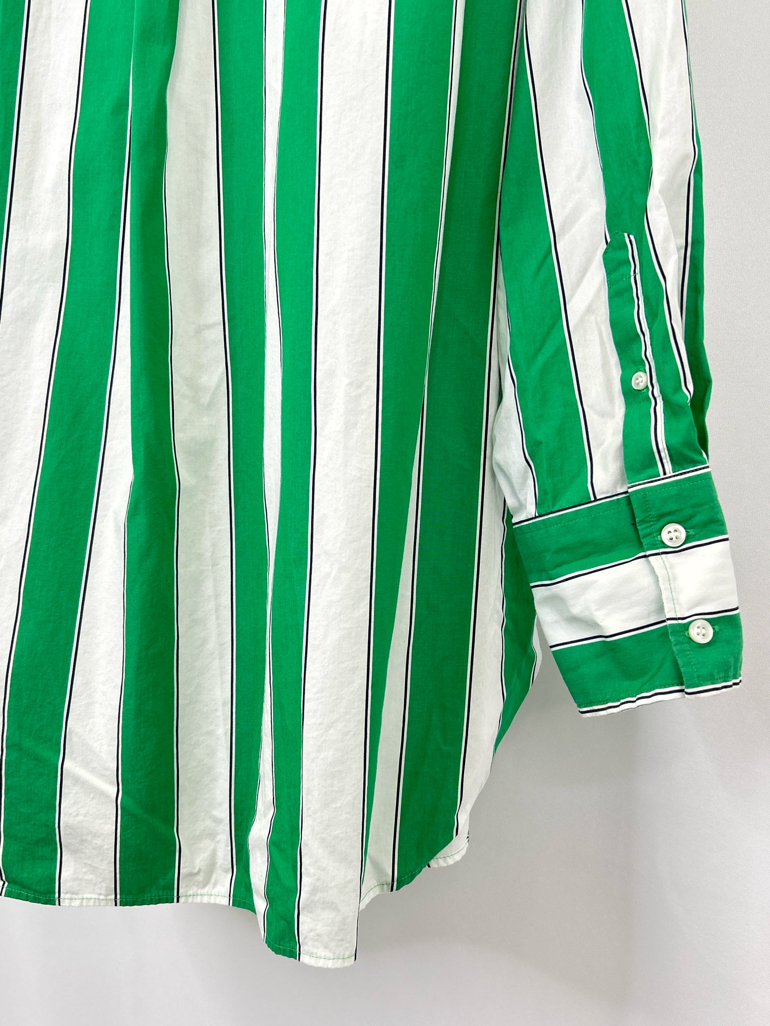 GAP Size XXL GREEN AND WHITE Women 2-Piece w/shorts