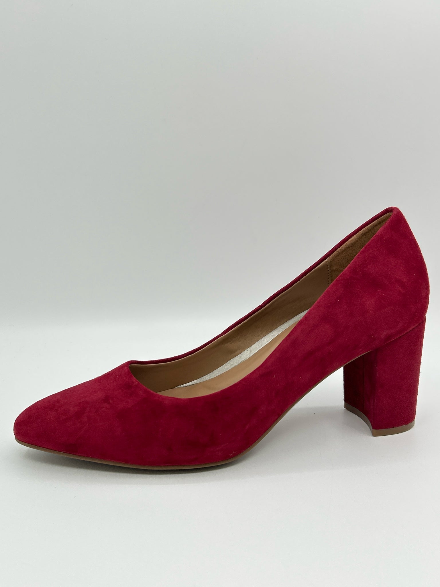 AEROSOLES Size 9.5B Red Women Pumps
