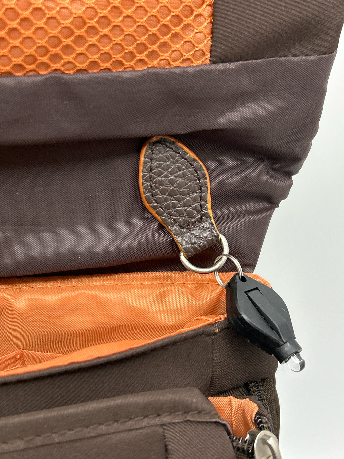 TRAVELON Brown Women Purse
