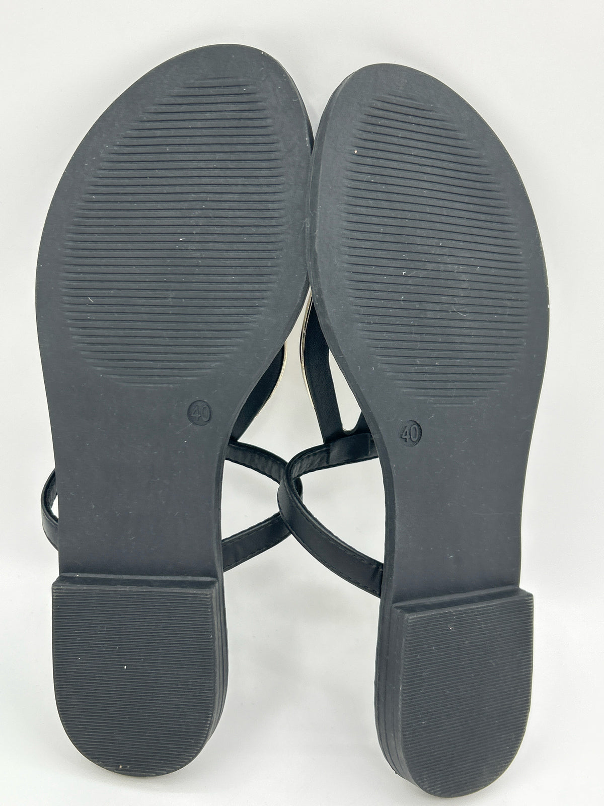 DIVINE Size 40/9 Black Women Sandal